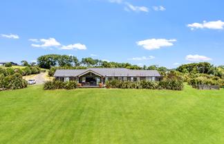 18 Kaipara Lake Road, South Head