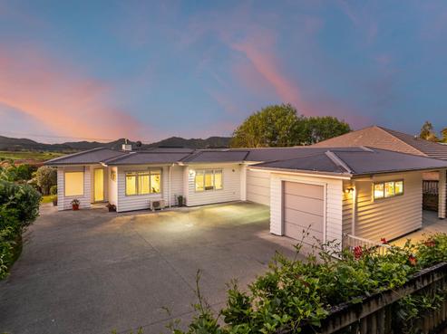 77 Falls Road, Warkworth