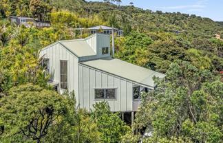 117 Seaview Road, Piha