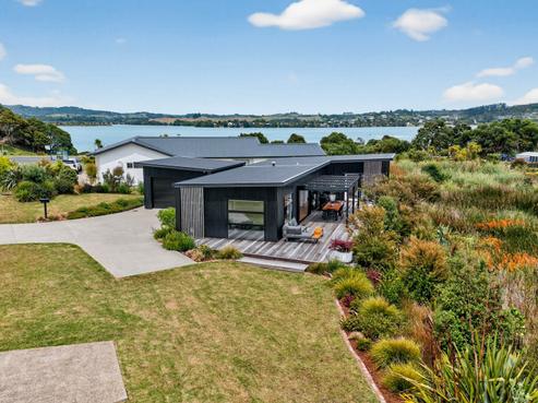 131 Estuary Drive, Mangawhai Heads