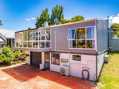 7 Darcy Road, Bastia Hill