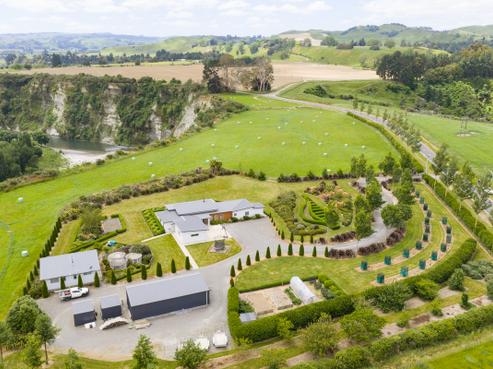 314 Cheltenham Hunterville Road, Waituna West
