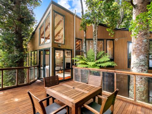 31 York Road, Titirangi