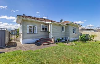 13 Winchester Street, Levin