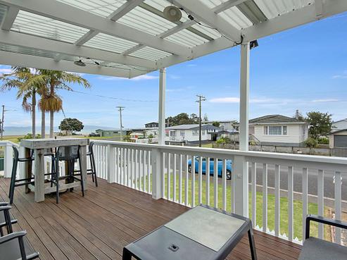 11 Tatahi Street, Te Puru