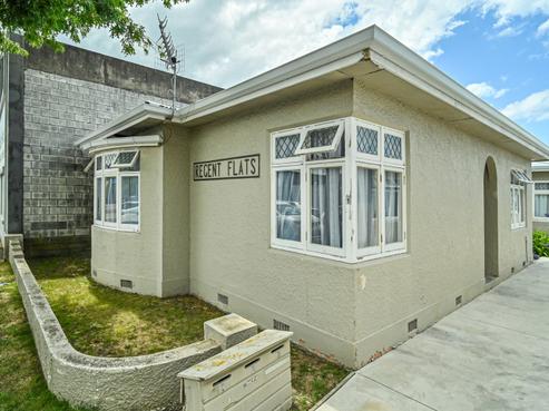 1/402 Queen Street East, Hastings