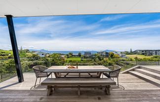 16 Granada Lane, Langs Beach