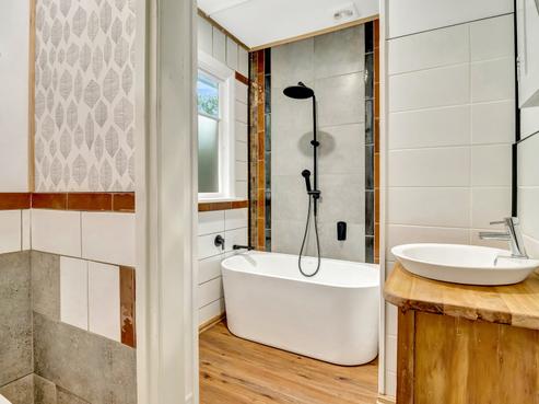 111 Main Road, Waikouaiti