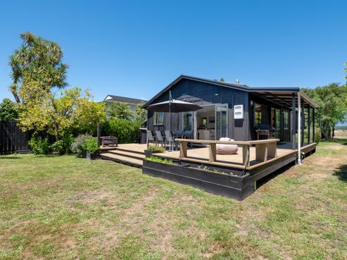 305 State Highway 1, Lake Taupo (East)