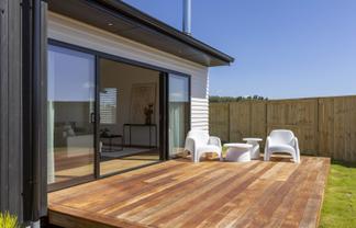 6 Neinei Place, Wharewaka