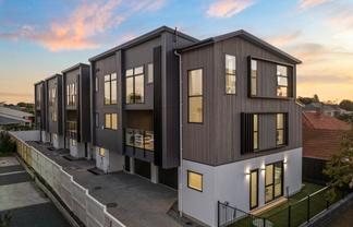 5D Truro Road, Sandringham