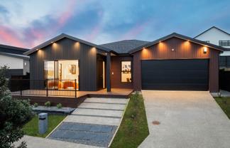 28 Evergreen Parade, Karaka