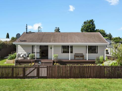 13A Thompson Street, Leamington