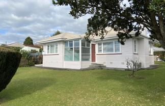 9 Lynmouth Heights, New Plymouth Central