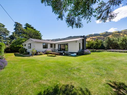 1997 Luggate-Cromwell Road, Queensberry