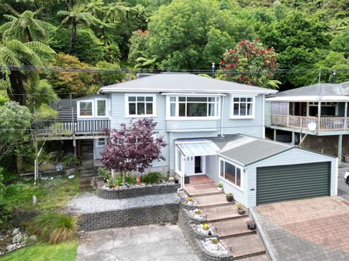 21 Mount Street, Greymouth