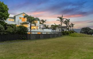 4 Vista Paku, Pauanui