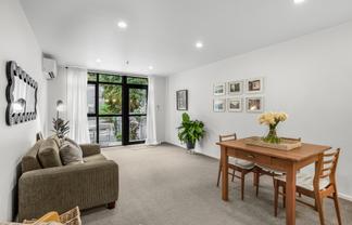 5/2 Malcolm Lane, Thorndon