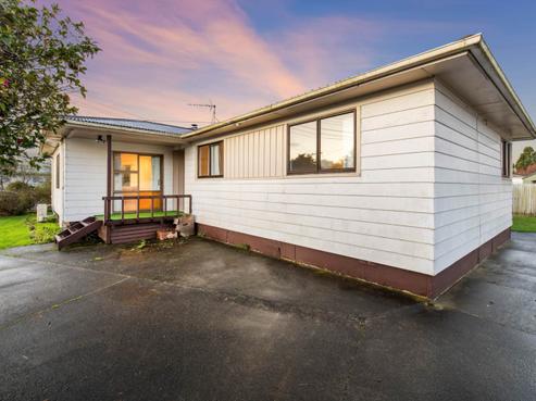 24 Resolute Way, Papakura