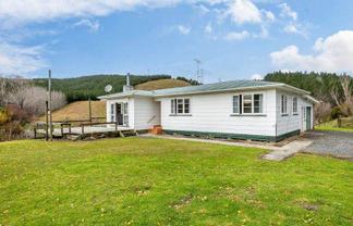 1396 State Highway 1, Kaiwaka