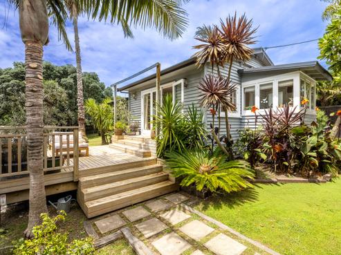 3 Miami Avenue, Surfdale