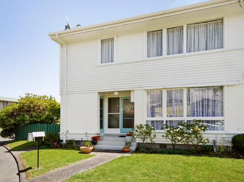 2/39 Mills Street, Boulcott