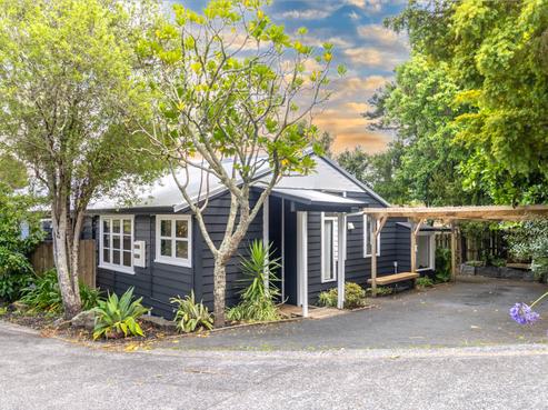 5/85 Konini Road, Titirangi