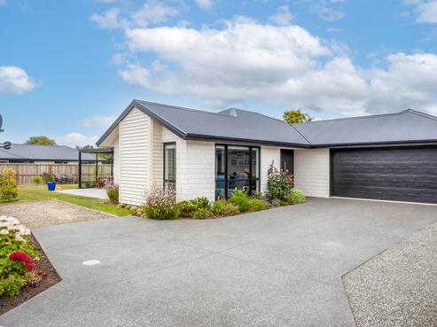 14 Grey View Grove, Rangiora