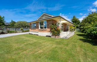 3 Beach Street, Waikouaiti