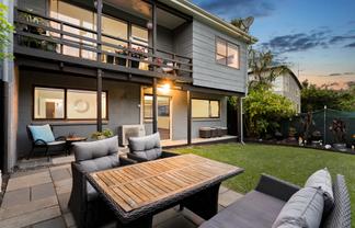 2/10 Seaton Road, Murrays Bay