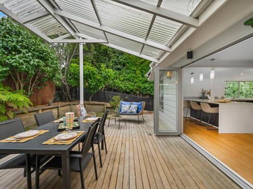 8 Airey Place, Torbay