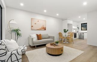 5/1088 Beach Road, Torbay