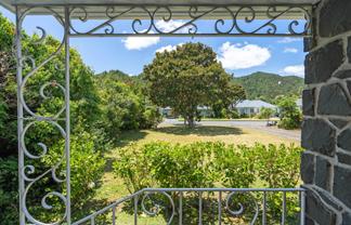 24 Lovatt Crescent, Kensington
