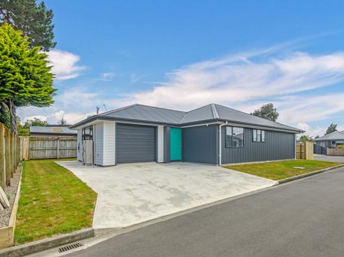 1 Murray Ball Lane, Feilding