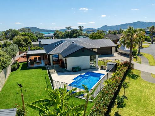 24 Barbados Way, One Tree Point