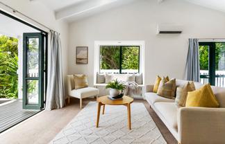 2/143 Rangatira Road, Beach Haven