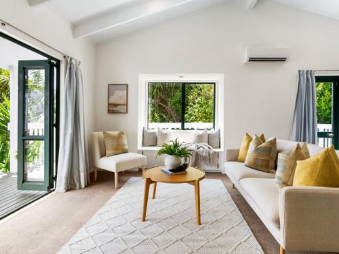 2/143 Rangatira Road, Beach Haven