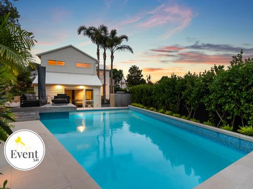 2/1 Gray Crescent, Torbay