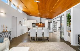 207A Ocean Road, Whangamata