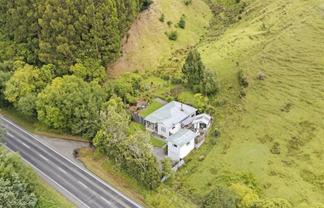 3677 State Highway 1, Hunterville