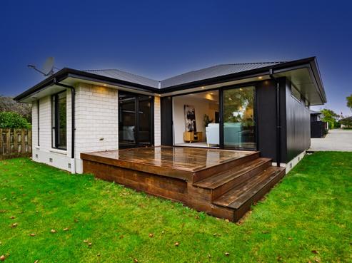 110 Albert Street, Gladstone