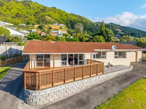 137 Winara Avenue, Waikanae