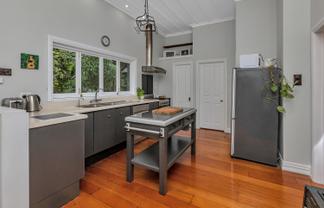 197 Whau Valley Road, Whau Valley