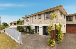 135 Bellevue Road, Bellevue