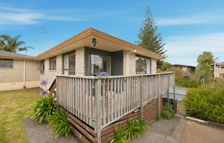135 Bellevue Road, Bellevue