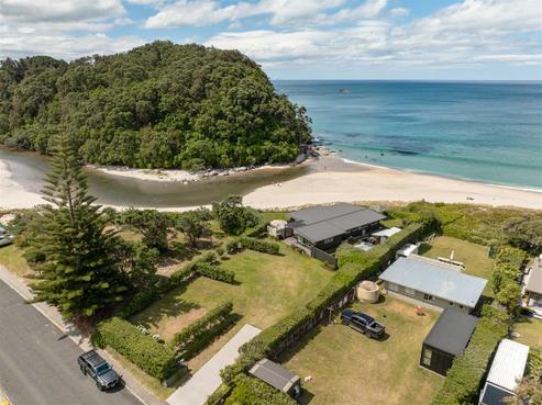 42 Fishermans Bend, Whiritoa