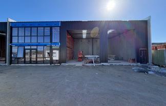 Brand New, High Spec Warehouse & Office