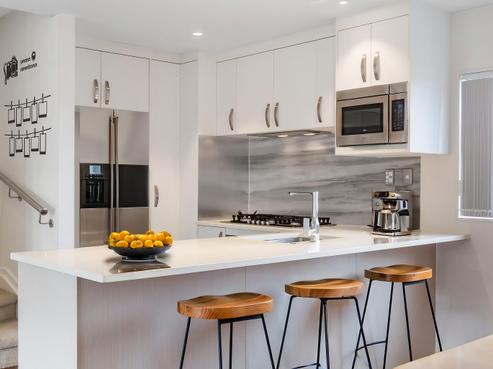 73 Bordeaux Parade, Te Atatu South