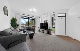 17/2 Armoy Drive, East Tamaki