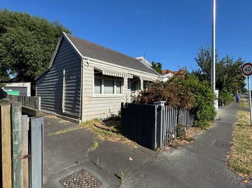 987 Colombo Street, Saint Albans